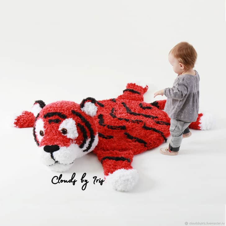 тигр ковер и подушка